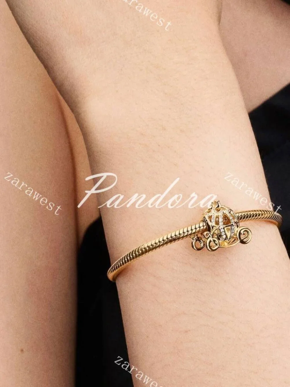 Pandora Disney Cinderella Sparkling Carriage Charm